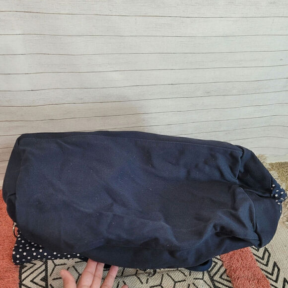 THIRTY-ONE BAGS FOLD OVER WEEKENDER BAG in NAVY DANCING DOTS "I ♡ WEEKENDS" - Picture 5 of 16